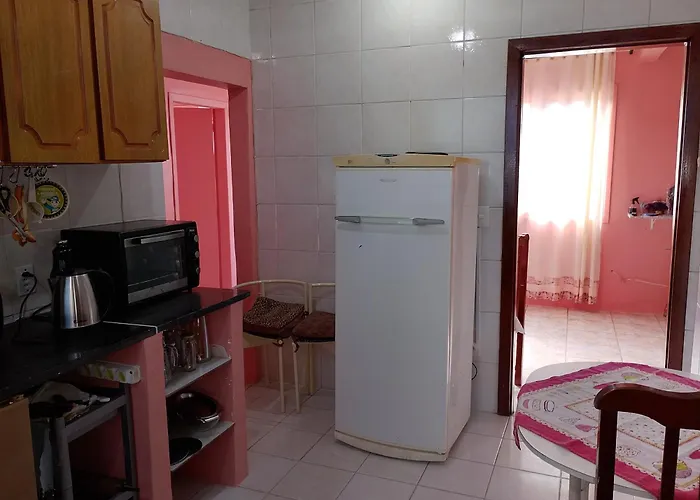 Acomodação com café da manhã  Pucrs